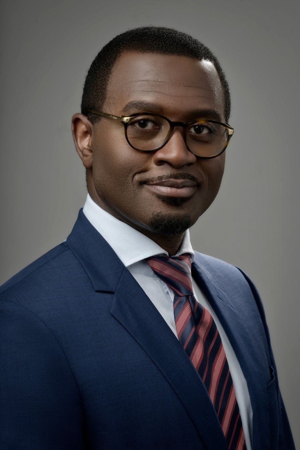 Dr. Armand Ngansop